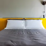 Travel Station Nocleg ze śniadaniem 4*