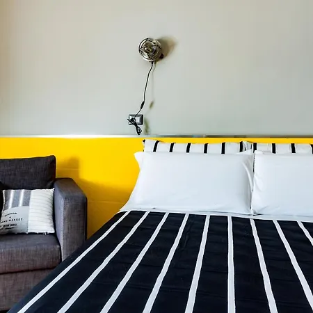 Bed & Breakfast Travel Station Bari