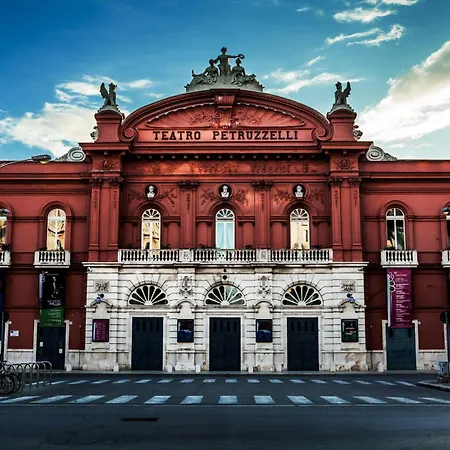 Oda ve Kahvaltı Travel Station 4*