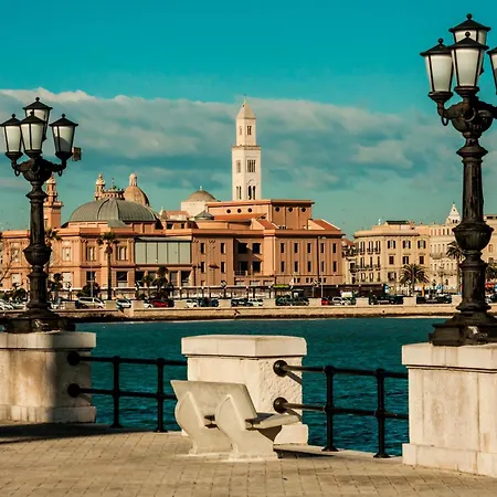 Oda ve Kahvaltı Travel Station