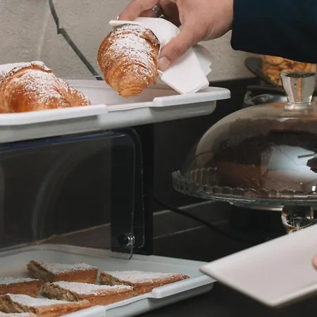 Travel Station Oda ve Kahvaltı Bari